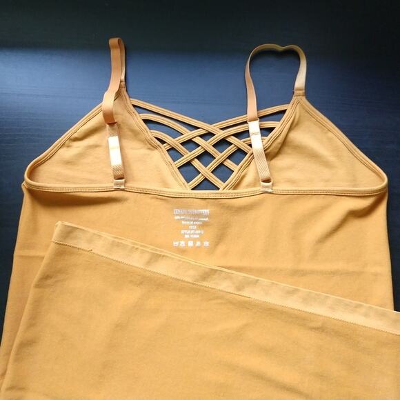 1X/2X Zenana Desert Mustard Triple Criss-Cross Cami adjustable straps plus sized - Picture 10 of 13